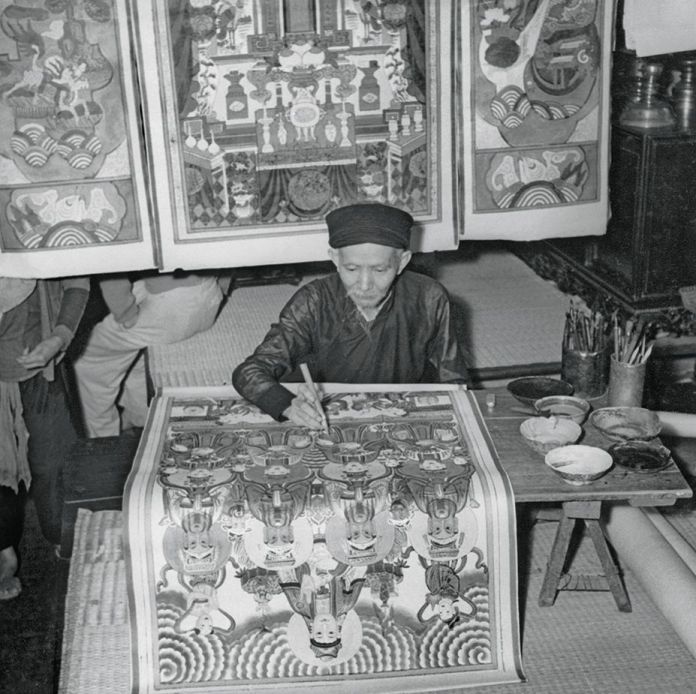 Fabrication des estampes, 1953 © Ecole française d'Extrême-Orient