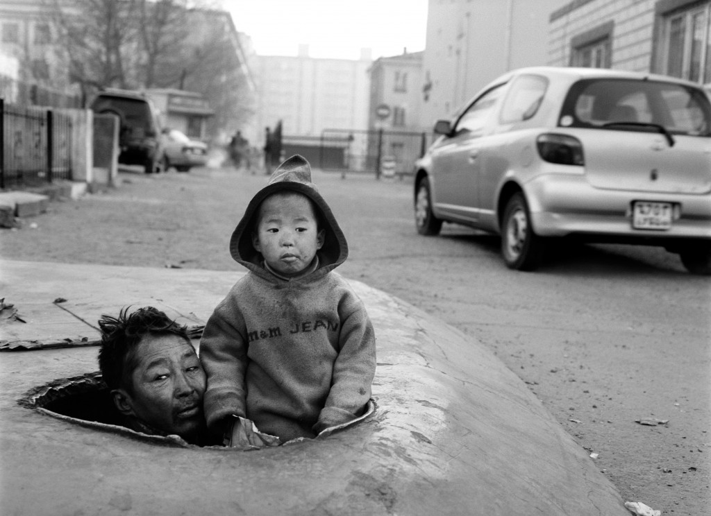 Mongolie Oulan-Bator, 2007 “Nomad’s Land les bidonvilles du froid“ pour ACF (action contre la faim)