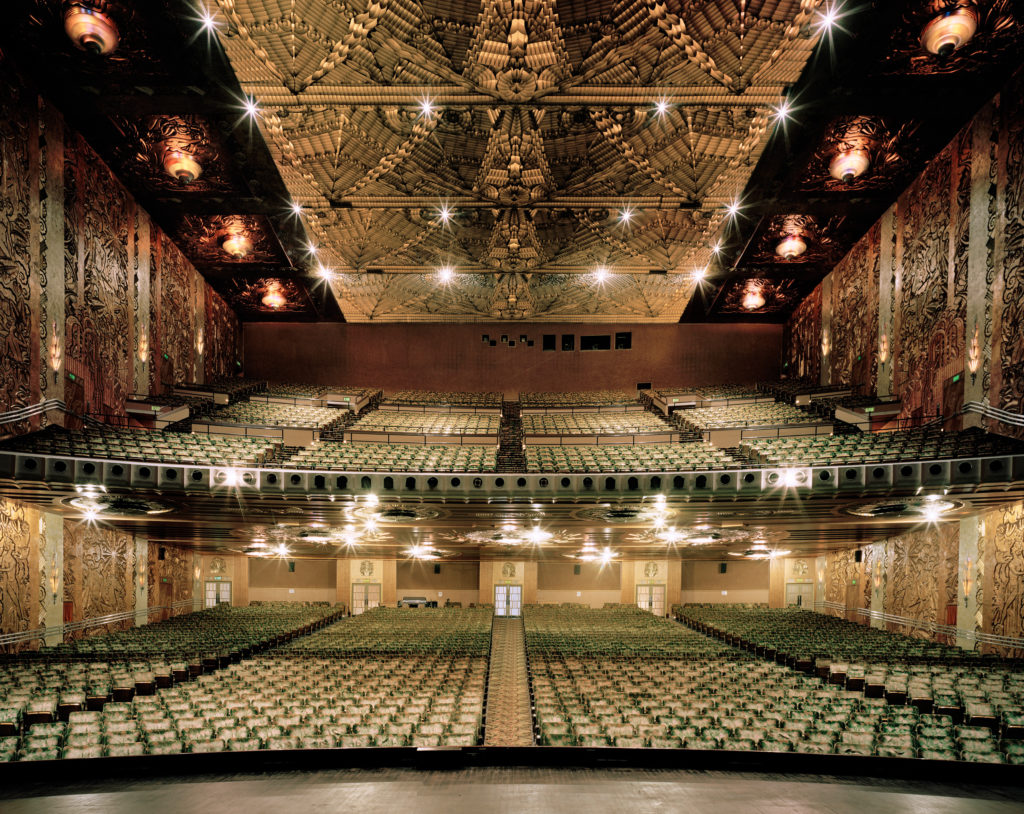 Cinéma Paramount, Oakland, USA, 2013,(©Stephan Zaubitzer La Galerie de l’Instant, Paris)