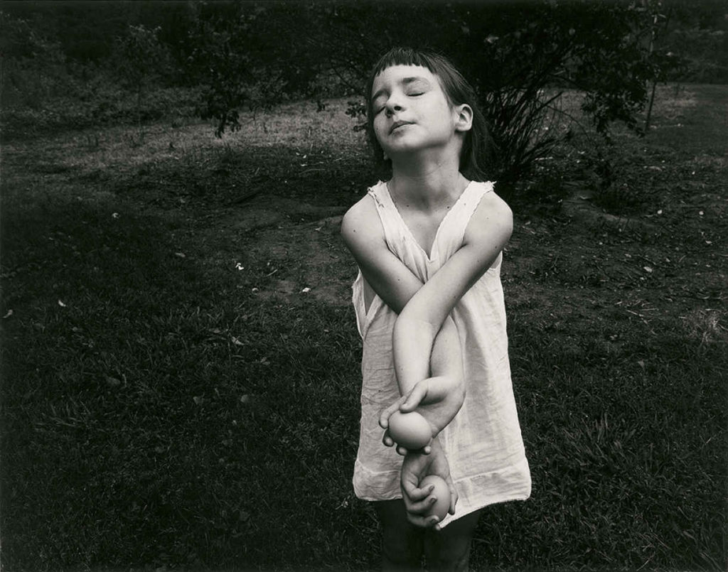 Nancy, Danville (Virginie), 1969 ©Emmet Gowin, Courtesy Pace /MacGill Gallery, New York