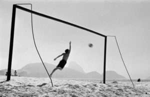 Plage de Copacabana, Rio de Janeiro, 1947,Thomaz Farkas, Courtosie de l’Instituto Moreira Salles